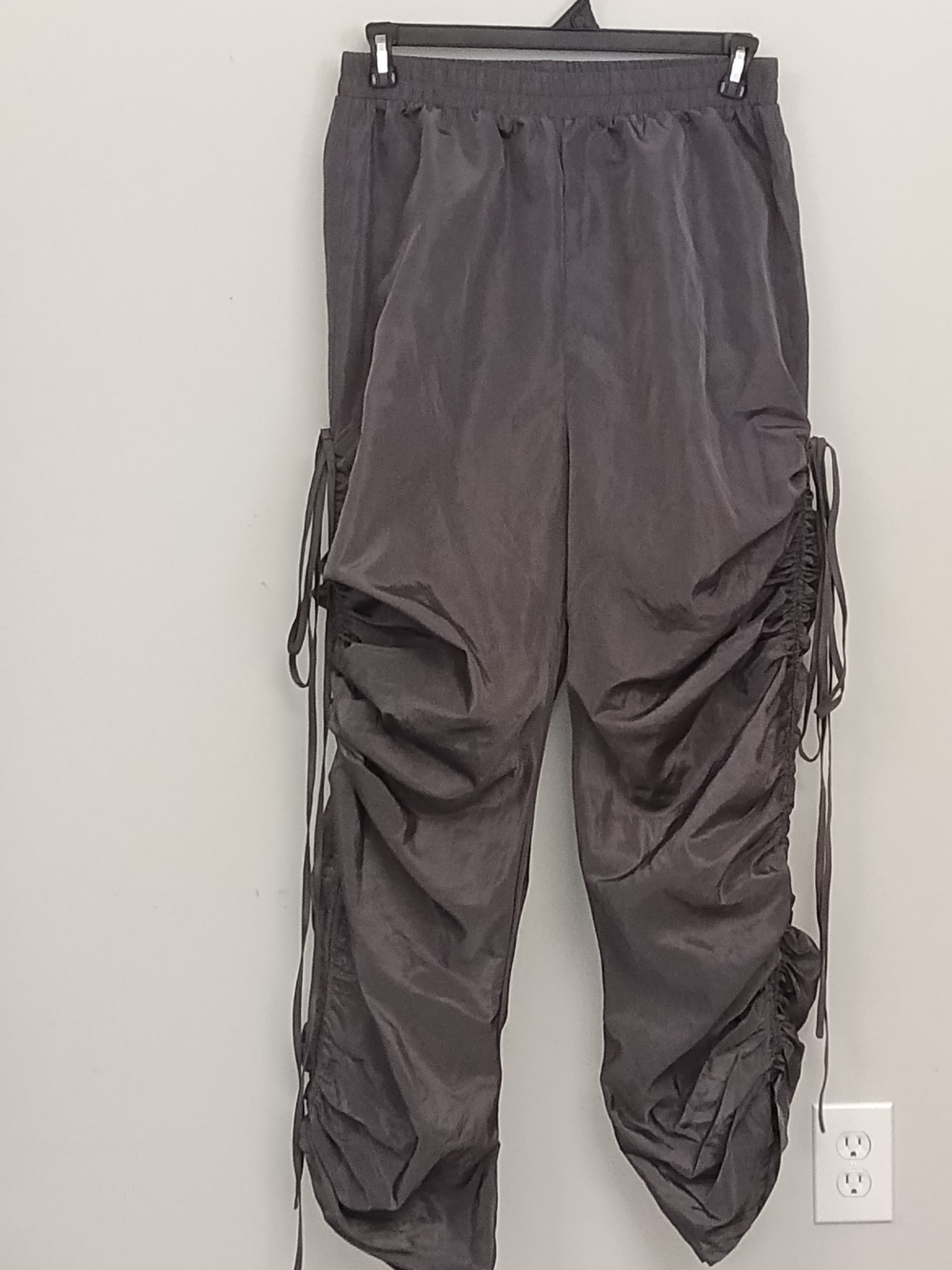 NWT PrettyLittleThing Ruched Adjustable Drawstring Parachute Joggers Pants 12